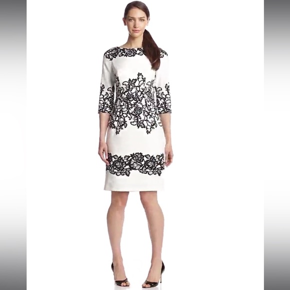 Lace Print Shift Dress - Picture 4 of 8